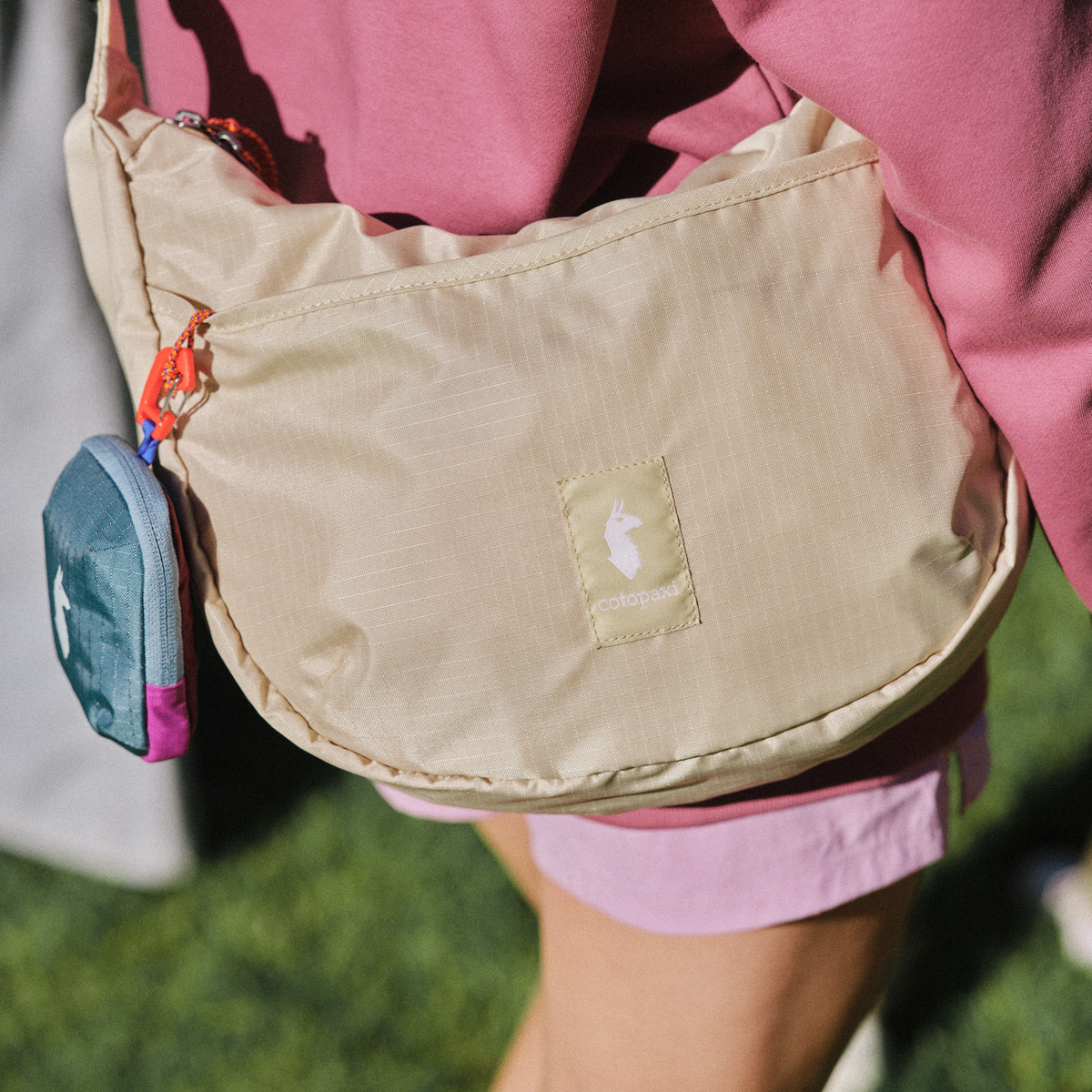 Cotopaxi Trozo 8L Shoulder Bag - Cada Día