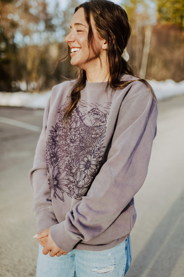 Flower Meadow Crewneck Pullover