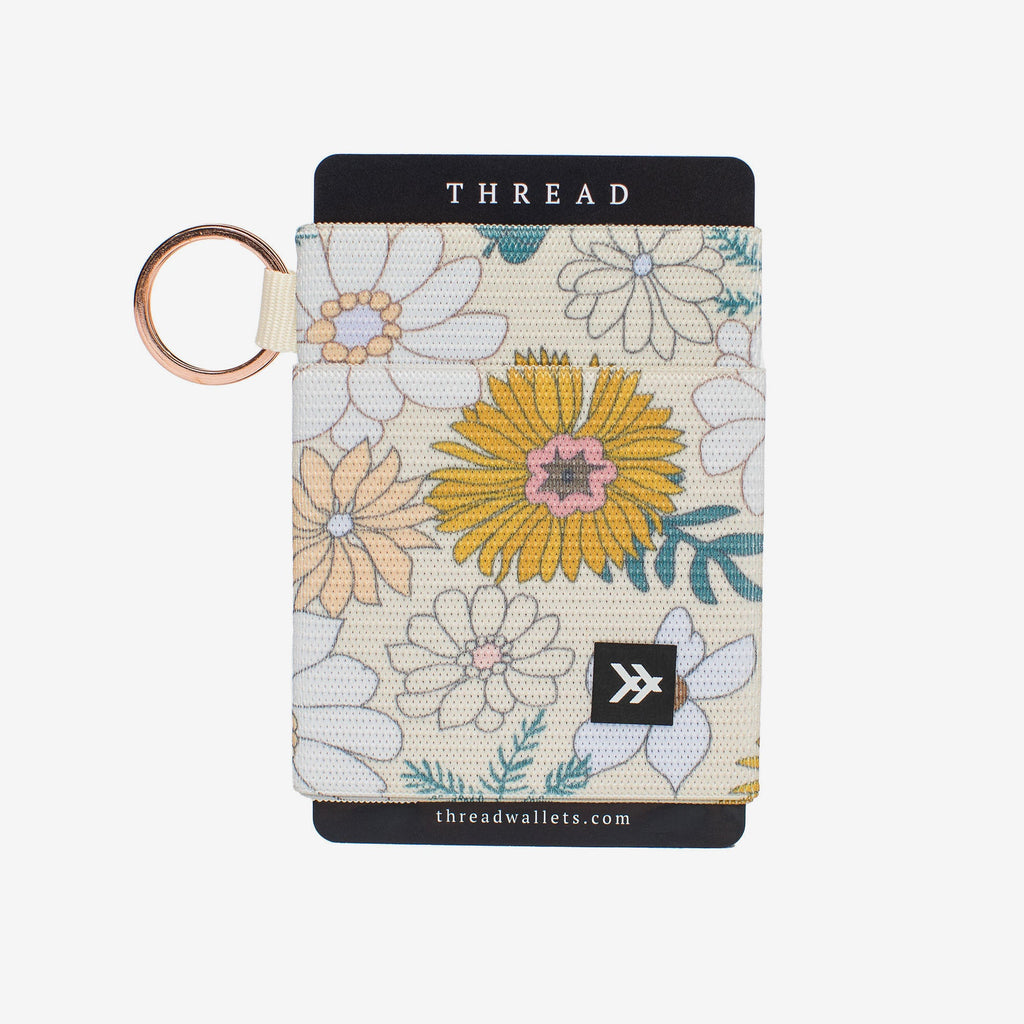 Thread Patterned Elastic Wallet