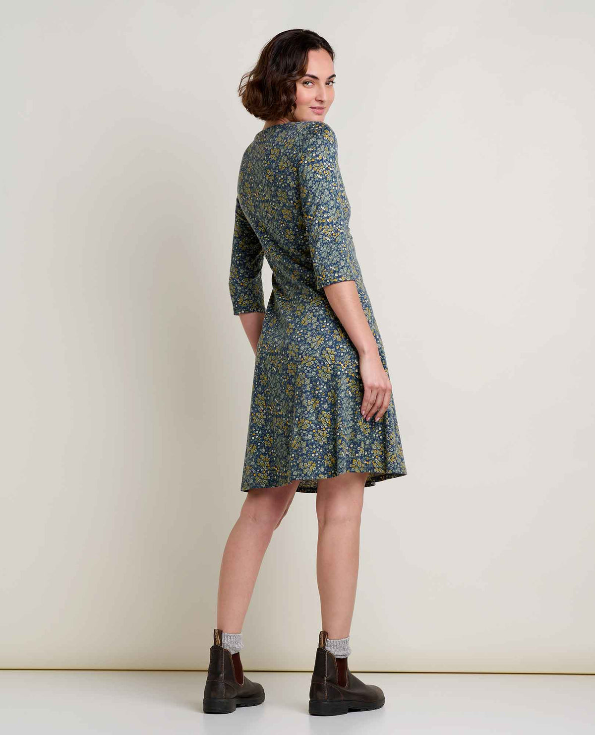 #color_true navy retro print