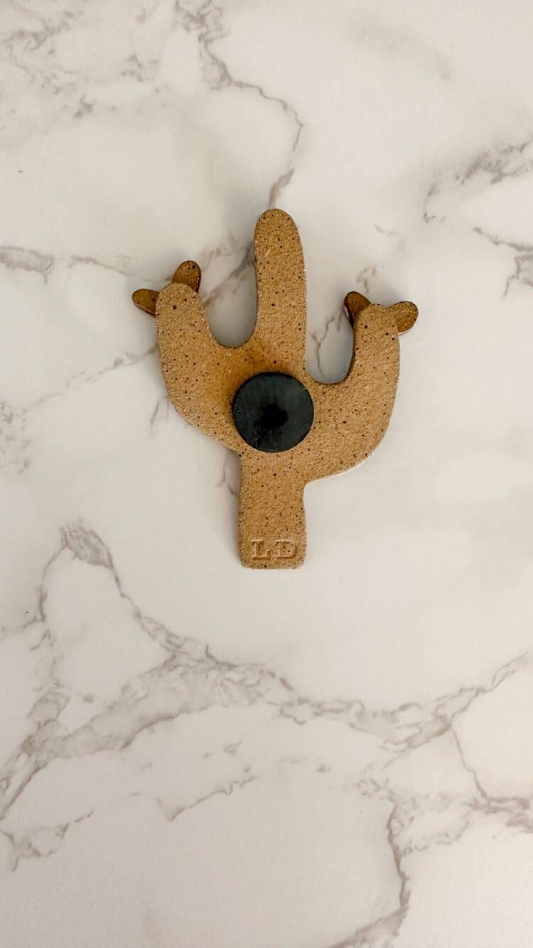Green Saguaro Cactus Ceramic Magnet