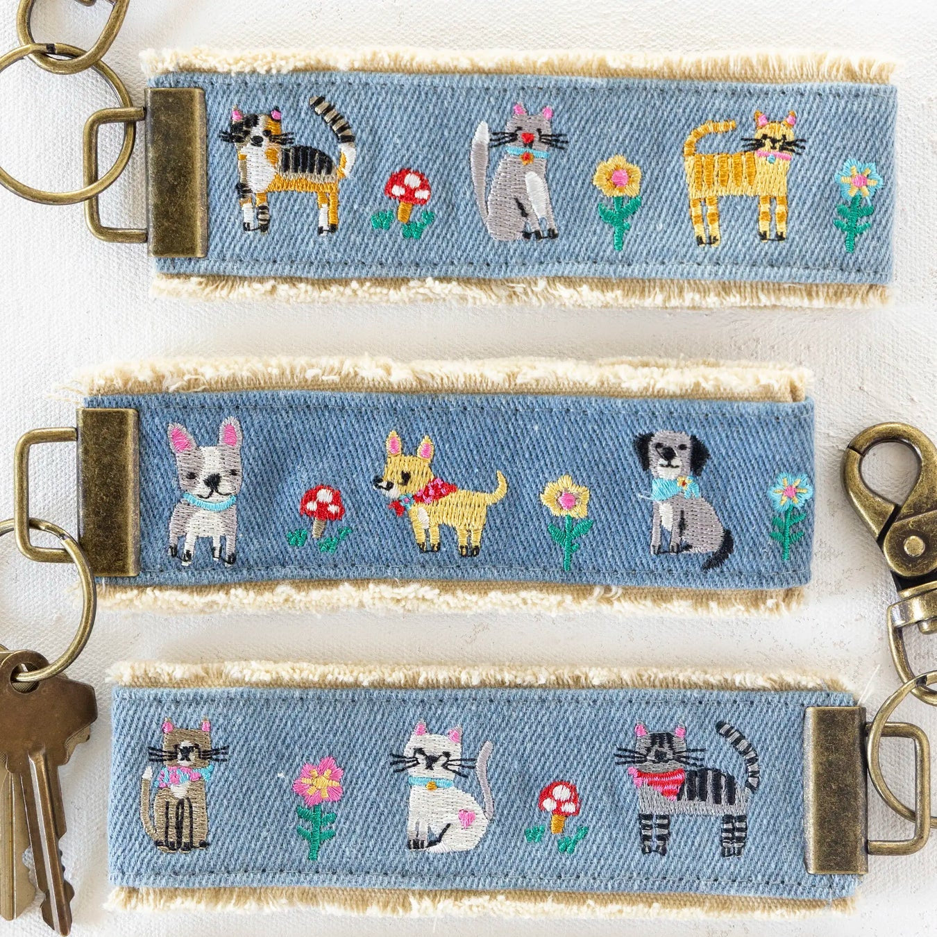 Embroidered Cat Wrist Keychain