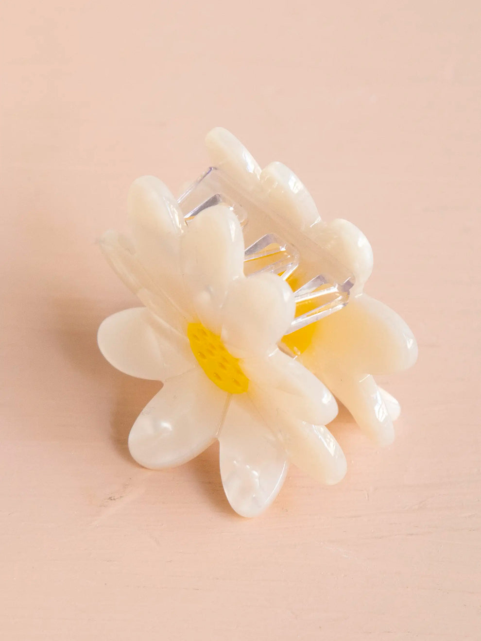 Small Daisy Hair Claw Clip - Cream