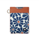 Thread Patterned Vertical Leather Elastic Wallet