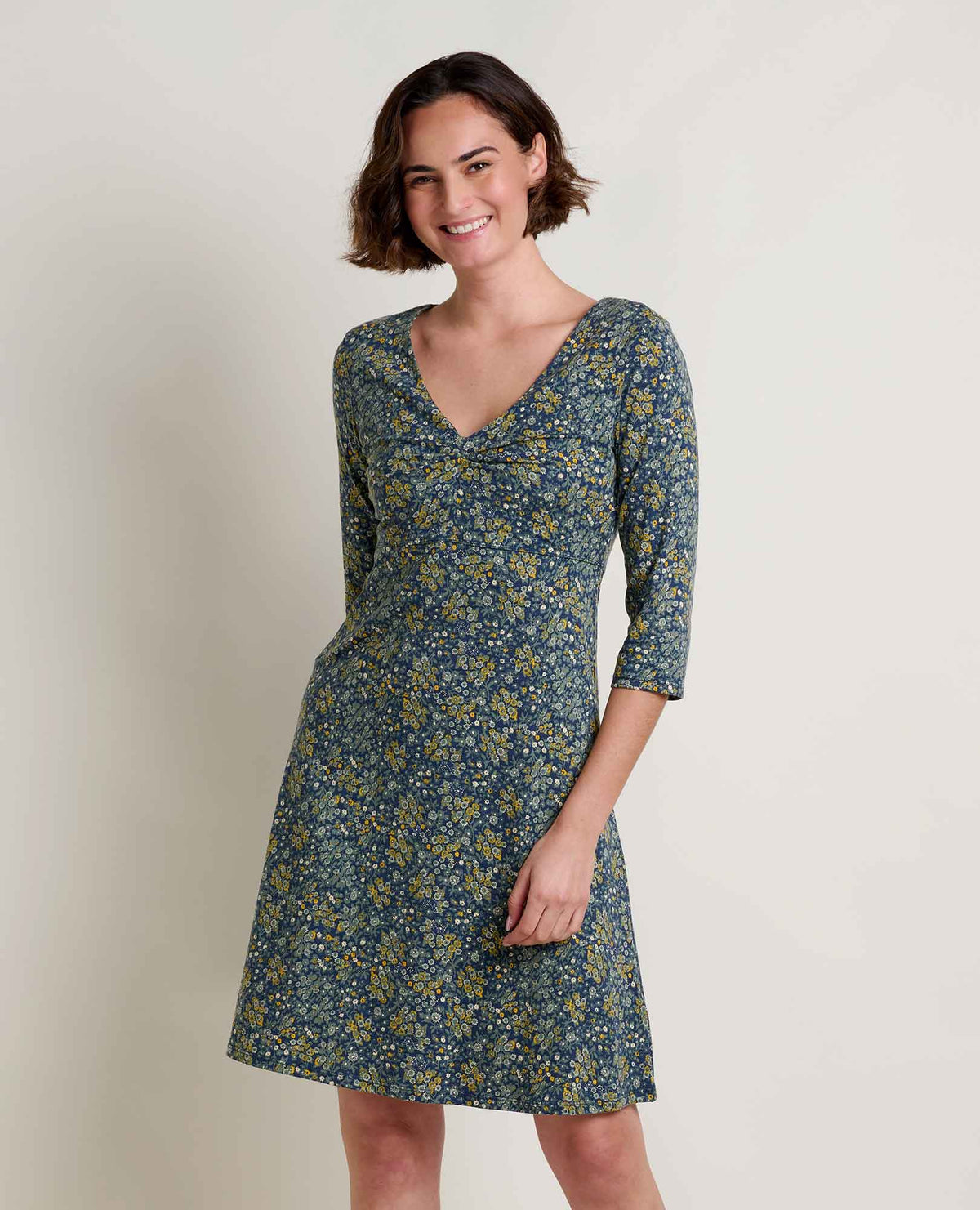 #color_true navy retro print