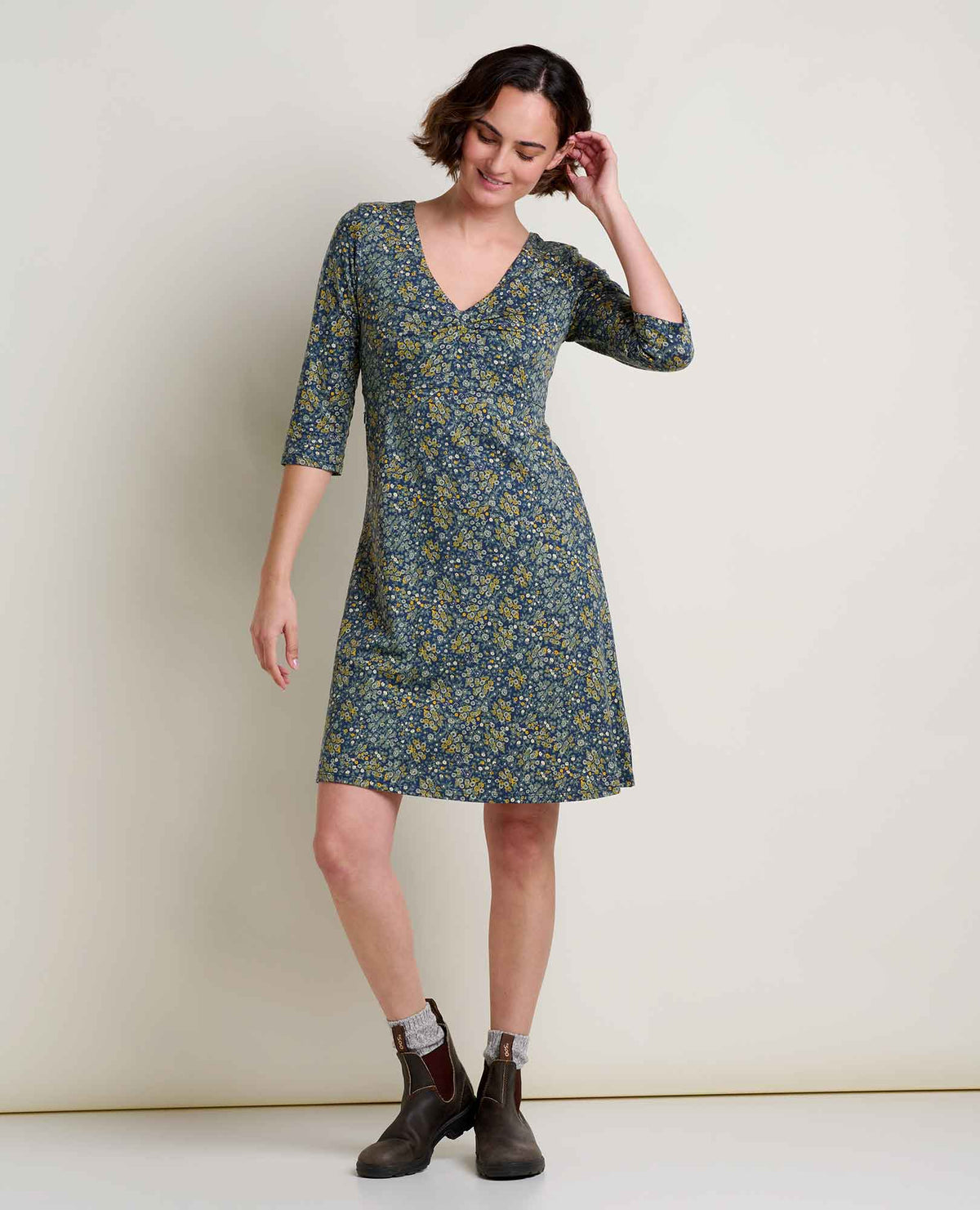 #color_true navy retro print