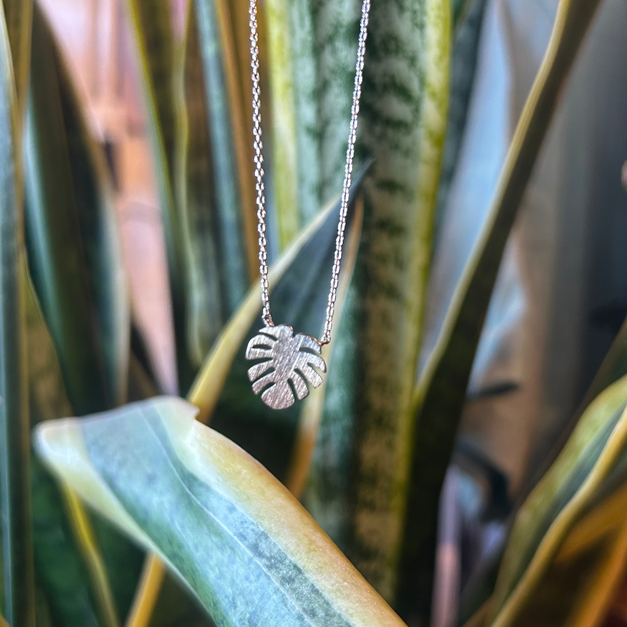 Dainty Monstera Leaf Necklace